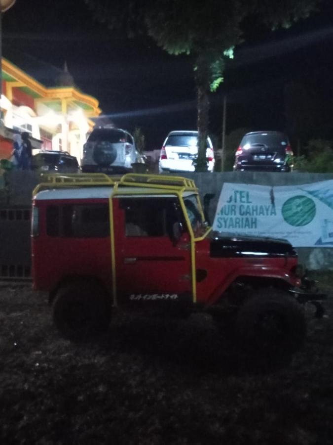 Hotel Nur Cahaya - Syariah Probolinggo Eksteriør bilde